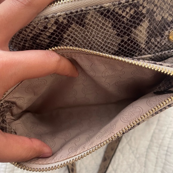 Michael Kors Snakeskin Texture Crossbody Double Pouch - Picture 11 of 14